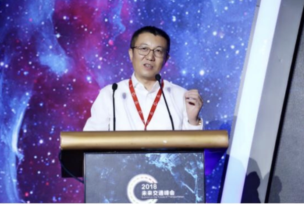 高德首次展示高精地圖和高精地位一體化服務(wù)解決方案